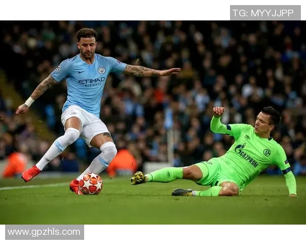 曼彻斯特与沙尔克2011年激战回顾：一场难忘的足球盛宴